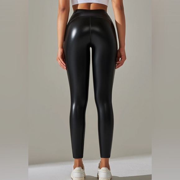 NEW Faux Leather ♦️ High-waisted Leggings - Picture 3 of 11